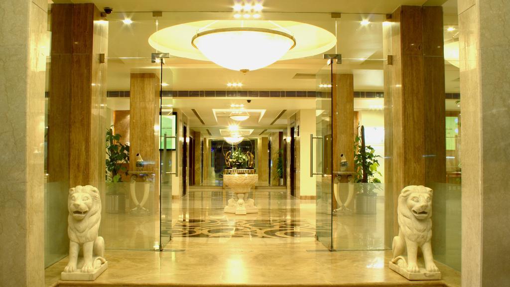 Hotel Hampshire Plaza Hyderabad Exterior foto
