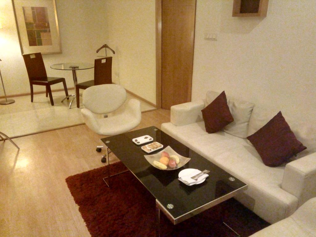 Hotel Hampshire Plaza Hyderabad Exterior foto
