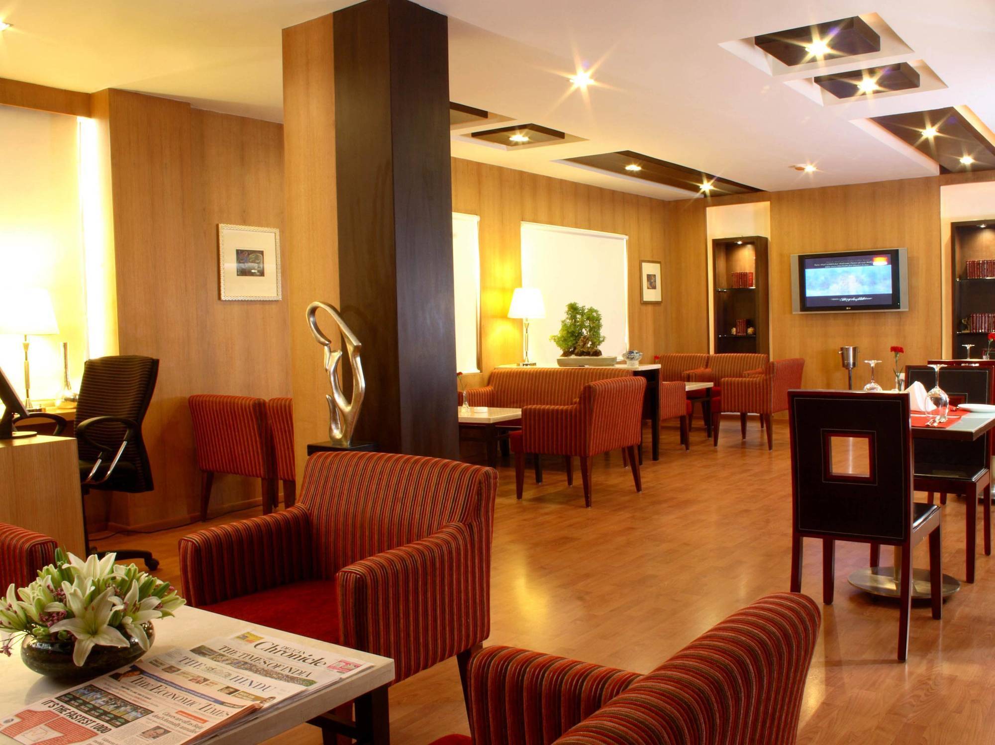 Hotel Hampshire Plaza Hyderabad Exterior foto